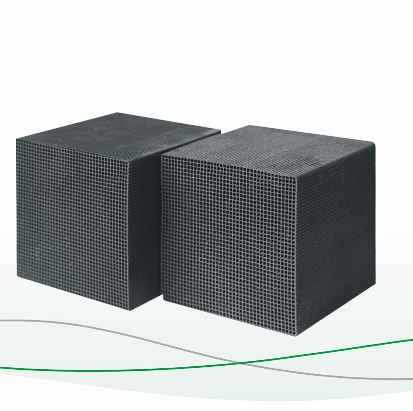 Сотовый активированный уголь cube08